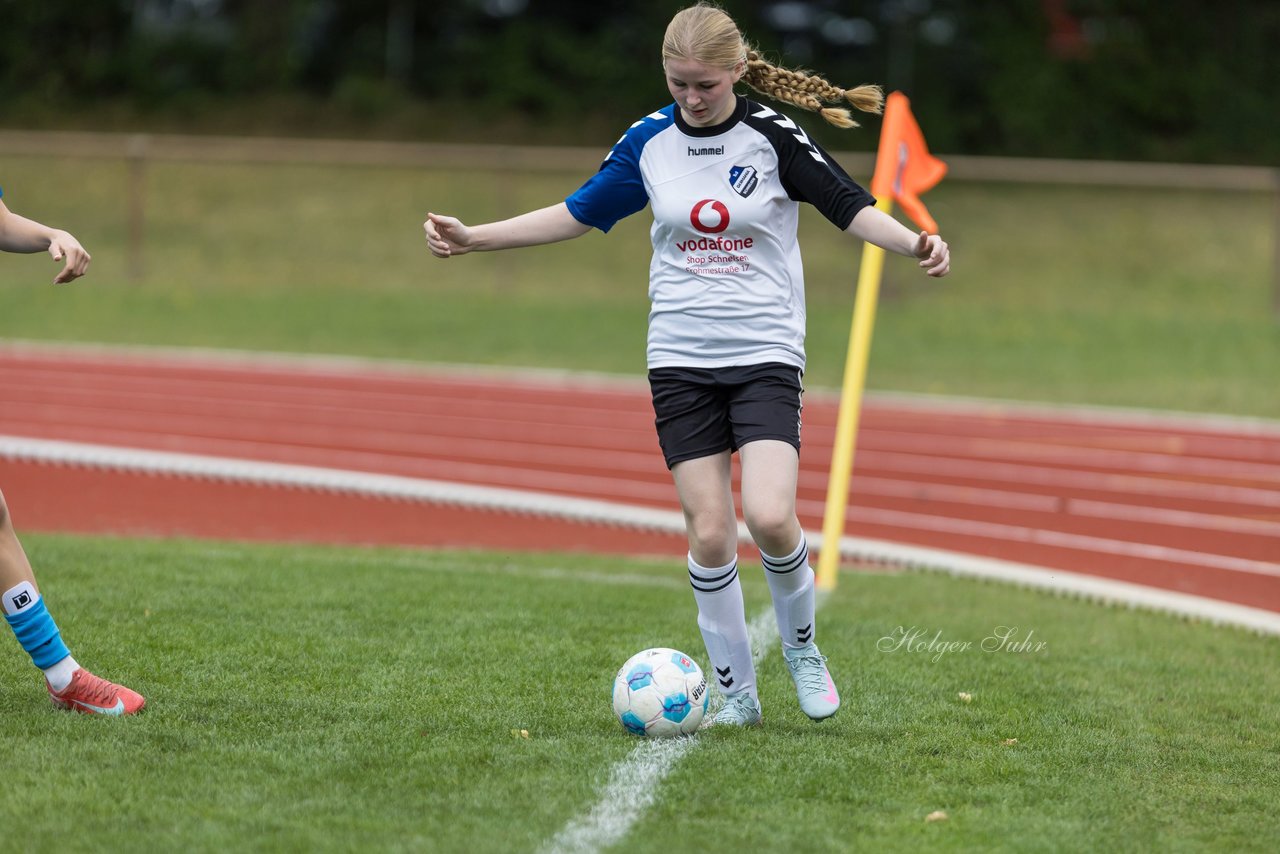 Bild 362 - wBJ VfL Pinneberg - Germania Schnelsen : Ergebnis: 15:1